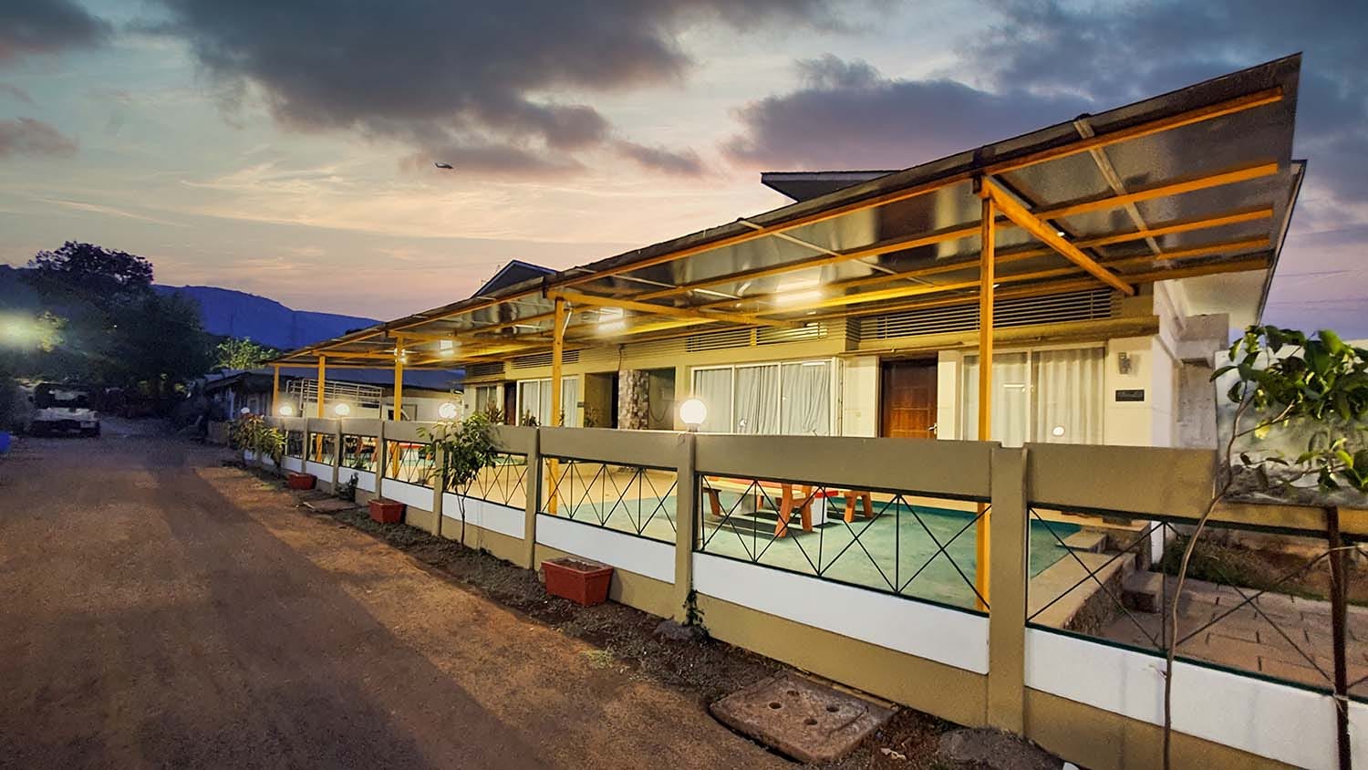 Rainforest Resort by Aralia